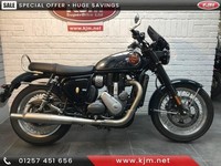 BSA GOLD STAR 650, 2024, JUST 862 MILES COVERED, FLY SCREEN, USB PORT