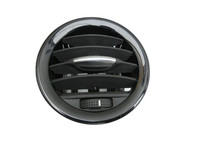 Opel Adam M13 13-19 Luftdusche Luftdüse Links Opel Adam M13 13-19 01.01.2015 gebraucht Vorschau 1