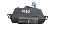 VW Phaeton 3D 02-07 Schalter für Luftklappe Rechts Hinten VW Phaeton 3D 02-07 02.09.2004 3D0919816B 90151-228 gebraucht Vorschau 1