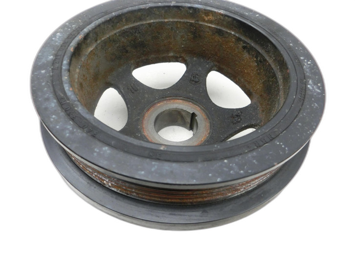 Mercedes W204 S204 C180 11-14 CGI 1,8 115KW 271.820 Riemenscheibe  - Bild 1