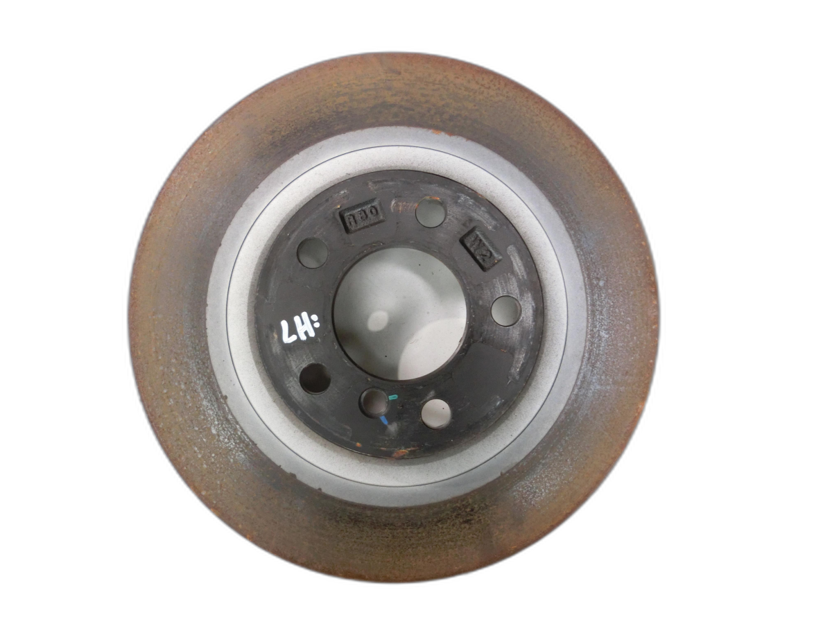 Vinfast VF8   Bremsscheibe Links Hinten  - Bild 1