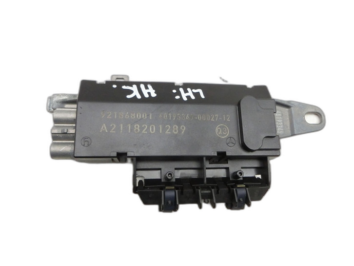 Mercedes S211 W211 E320 03-06 Antennenverstärker Weiche Antenne für Heckklappe Links Hinten - Bild 1