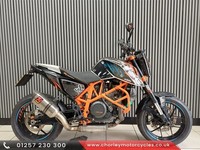 KTM 690 R Duke 14 plate , supermoto naked, great condition, fitted