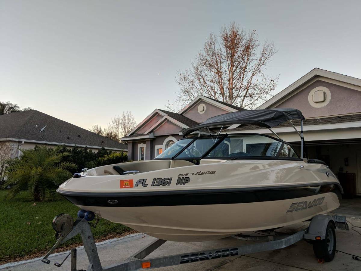 2007 Sea-Doo 205 Utopia Jet Boat Only 28 Hrs Driven