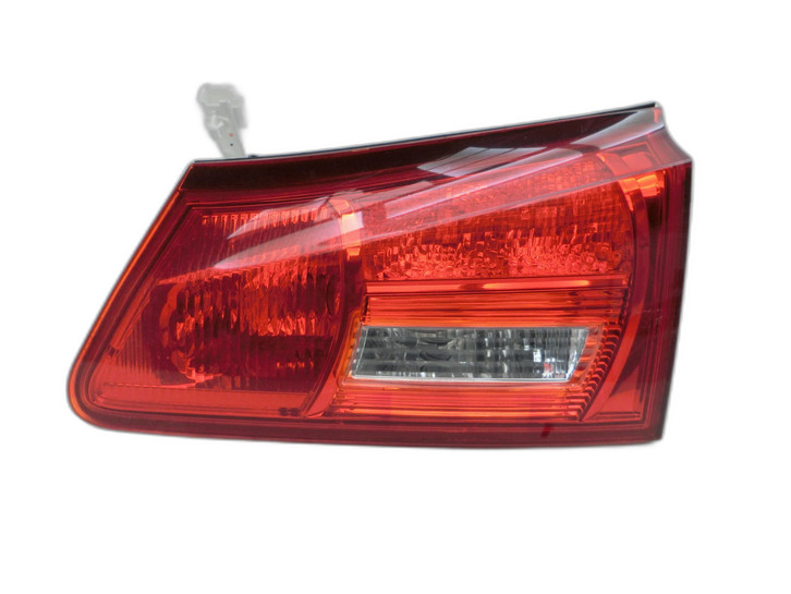 Lexus IS II 220d 05-13 Lim Rückleuchte Heckleuchte für Klappe Rechts - Bild 1
