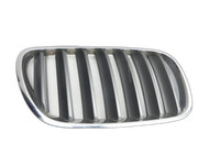 BMW X3 E83 06-10 Frontgrill Kühlergrill Rechts BMW X3 E83 06-10 04.07.2007 3414904 51133414904 gebraucht Vorschau 1