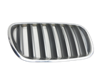BMW X3 E83 06-10 Frontgrill Kühlergrill Rechts BMW X3 E83 06-10 04.07.2007 3414904 51133414904 gebraucht Vorschau 1