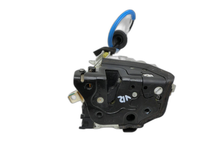 Audi A4 8K B8 07-11 Kombi Türschloss Stellmotor Schloss Verriegelung Rechts Vorne  - Bild 1