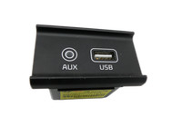 Kia Sorento III UM 15-20 USB AUX Buchse Anschluss Kia Sorento III UM 15-20 11.10.2018 96120-C5KB0 gebraucht Vorschau 1