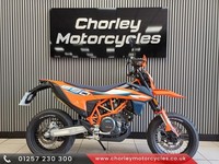 2023/23 KTM 690 SMC R enduro adventure off road supermoto