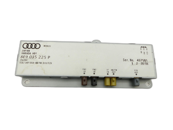 Audi A4 B7 8E 04-08 Antenneverstärker HARADA HD1 Umschaltbox - Bild 1