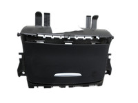 Mercedes W176 A200 12-15 Ablagefach Staufach Fach 12V Steckdose 15A Mercedes W176 A200 12-15 28.01.2015 A1766802000... Vorschau 1