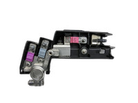 Audi A4 8W B9 19-24 Kombi Klemme für Batterie Batteriestützpunkt Sicherungen Audi A4 8W B9 19-24 18.12.2015... Vorschau 1