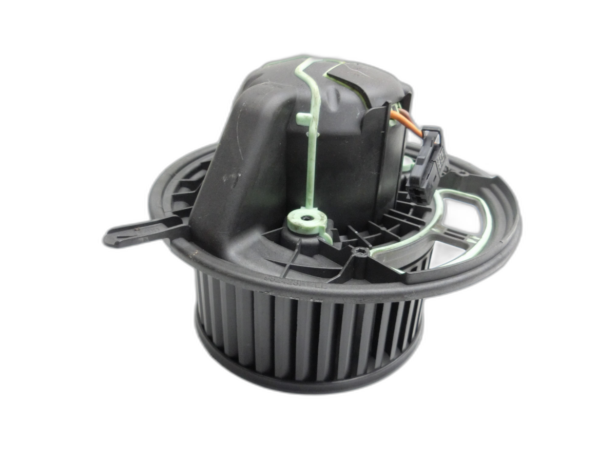 BMW E81 1er 118d 07-11 Gebläsemotor Lüftermotor Heizungsgebläse  - Bild 1