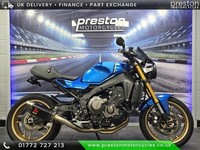 YAMAHA XSR 900