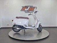 Lambretta V 50cc| |Modern Classic Retro Style Moped| For Sale | Best Scooter