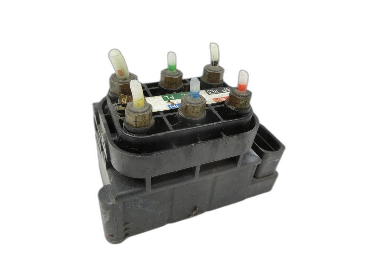 Mercedes W164 ML420 05-09 Regelventil Airmatic Niveau Ventilblock  - Bild 1