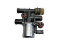 Audi A4 8K 07-11 2,0 Magnetventil Heizungsventil Wasserventil Audi A4 8K 07-11 08.06.2009 8E0820036 gebraucht Vorschau 1