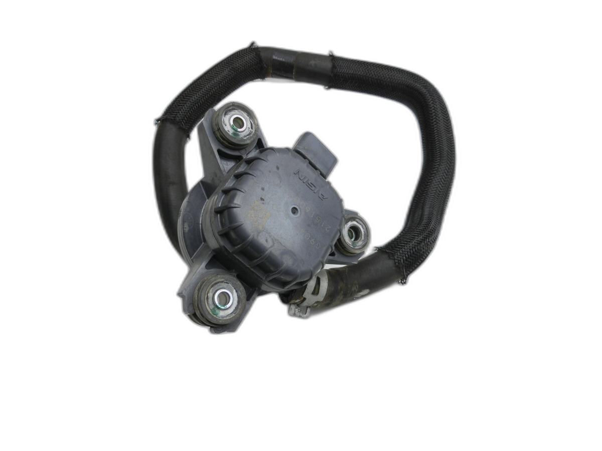 Toyota Auris II E18 15-19 Hybrid 1,8 73KW Umwelzpumpe Heizung Pumpe  - Bild 1