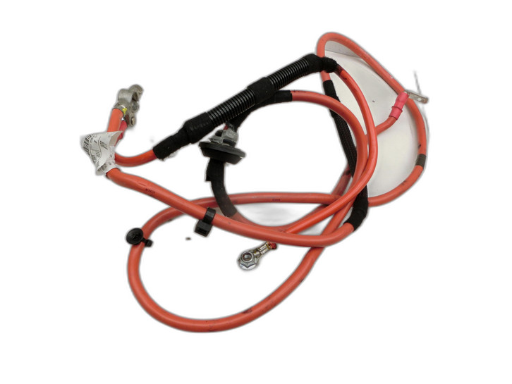 Mercedes W164 ML420 05-09  Polklemme Plus Klemme Stützpunkt für Batterie  - Bild 1