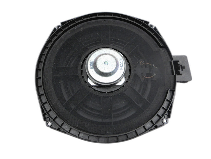 BMW X1 F48 x25e LCI 17-22 Lautsprecher Zentralbass Rechts Vorne  - Bild 1