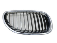 BMW 5er 530XD E61 03-07 Frontgrill Kühlergrill Niere Rechts BMW 5er 530XD E61 03-07 02.11.2005 7065702 51137065702... Vorschau 1