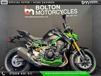 Kawasaki Z900 SE 2024