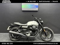 Moto Guzzi V7 IV Stone 2022 '72 plate *471 miles only!*