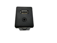 Opel Zafira C 11-16 USB AUX Buchse Anschluss Opel Zafira C 11-16 16.10.2014 20868798 NAL2141907CE gebraucht Vorschau 1