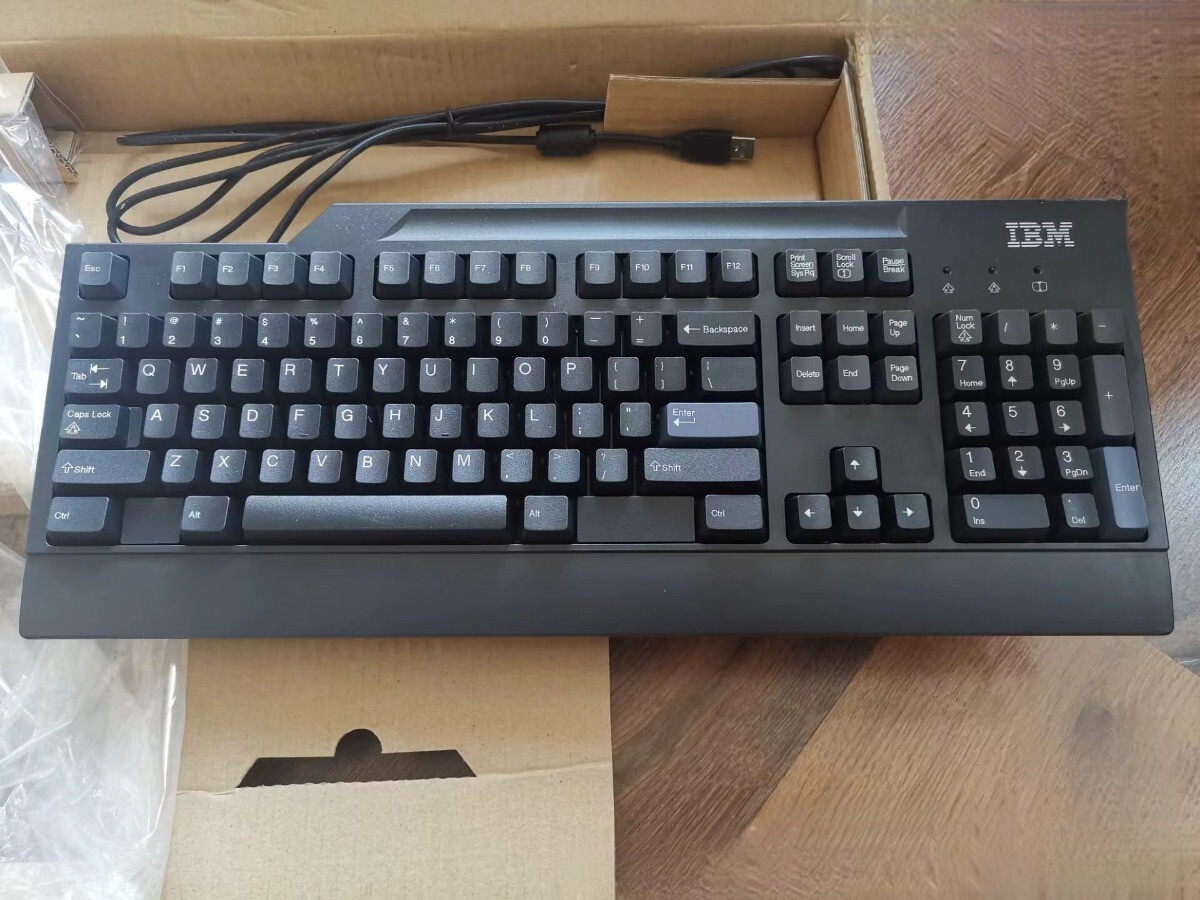 Original Lenovo IBM SK-8826 USB Wired Keyboard - Plug & Play