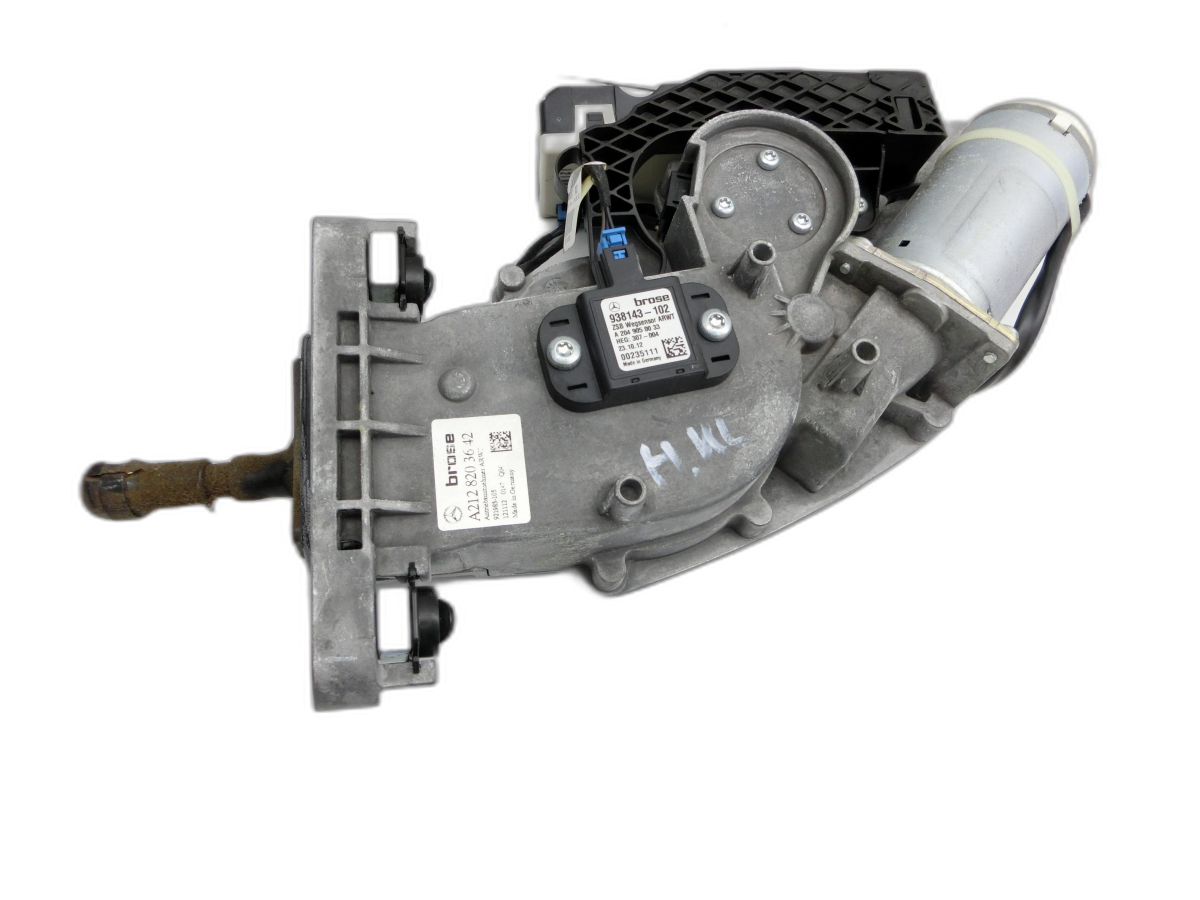 adjusting motor for Mercedes W204 S204 C220 07-14 - Bild 1