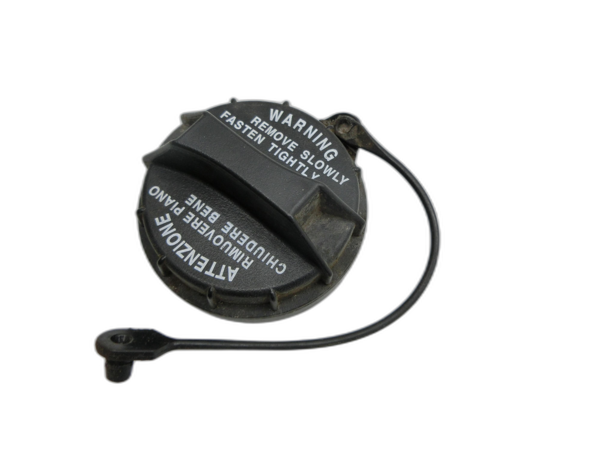 Hyundai I10 II BA 13-19 Tankdeckel Tankverschluss Kraftstofftank Verschluss  - Bild 1