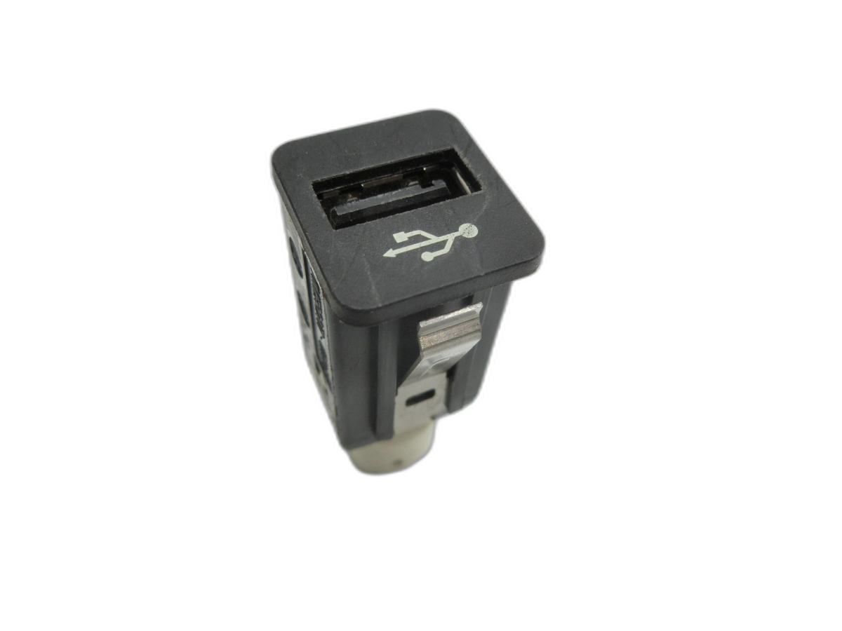 USB Bush Adaptor for BMW F10 523i 10-13 - Bild 1