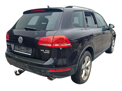 VW Touareg 7P 10-14