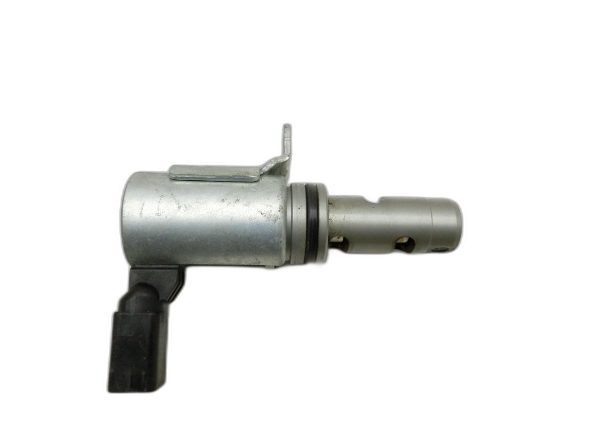 Oil valve for Camshaft Adjustment VW Touran 1T 06-10 - Bild 1