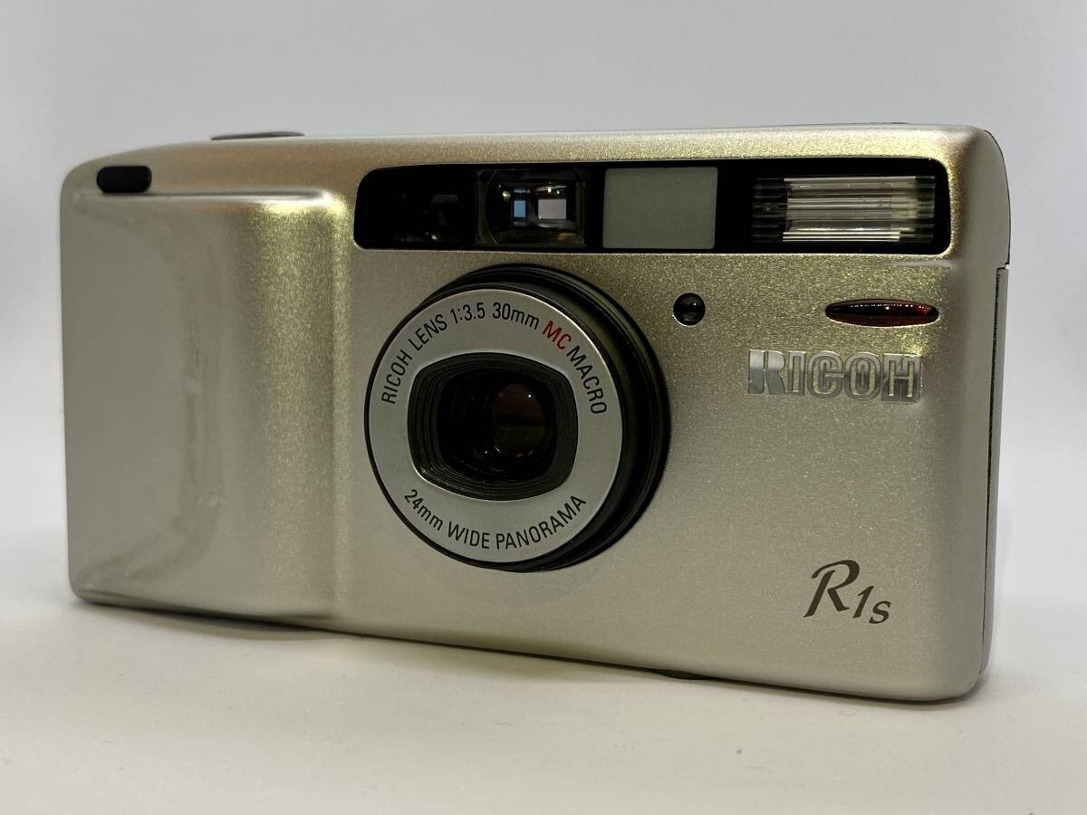 希少 完動品 美品 リコー Ricoh R1 35mm Film Camera Ricoh R1 Review