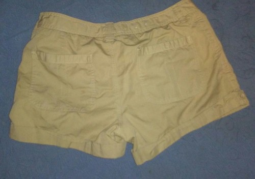 Old Navy Women's Shorts Khaki Mid Rise Size 6