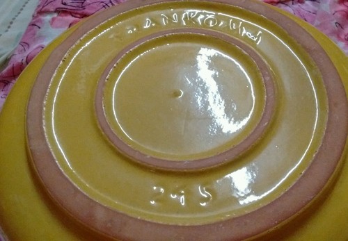 Frankoma pottery  #245  Yellow soup crock with lid very nice