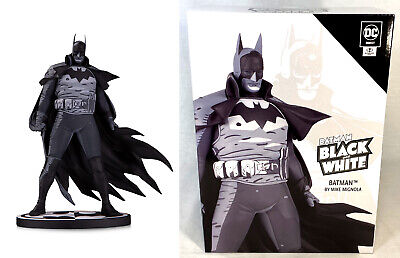 DC Direct Batman Black & White Resin Statue by Mike Mignola (Gotham by Gaslight)