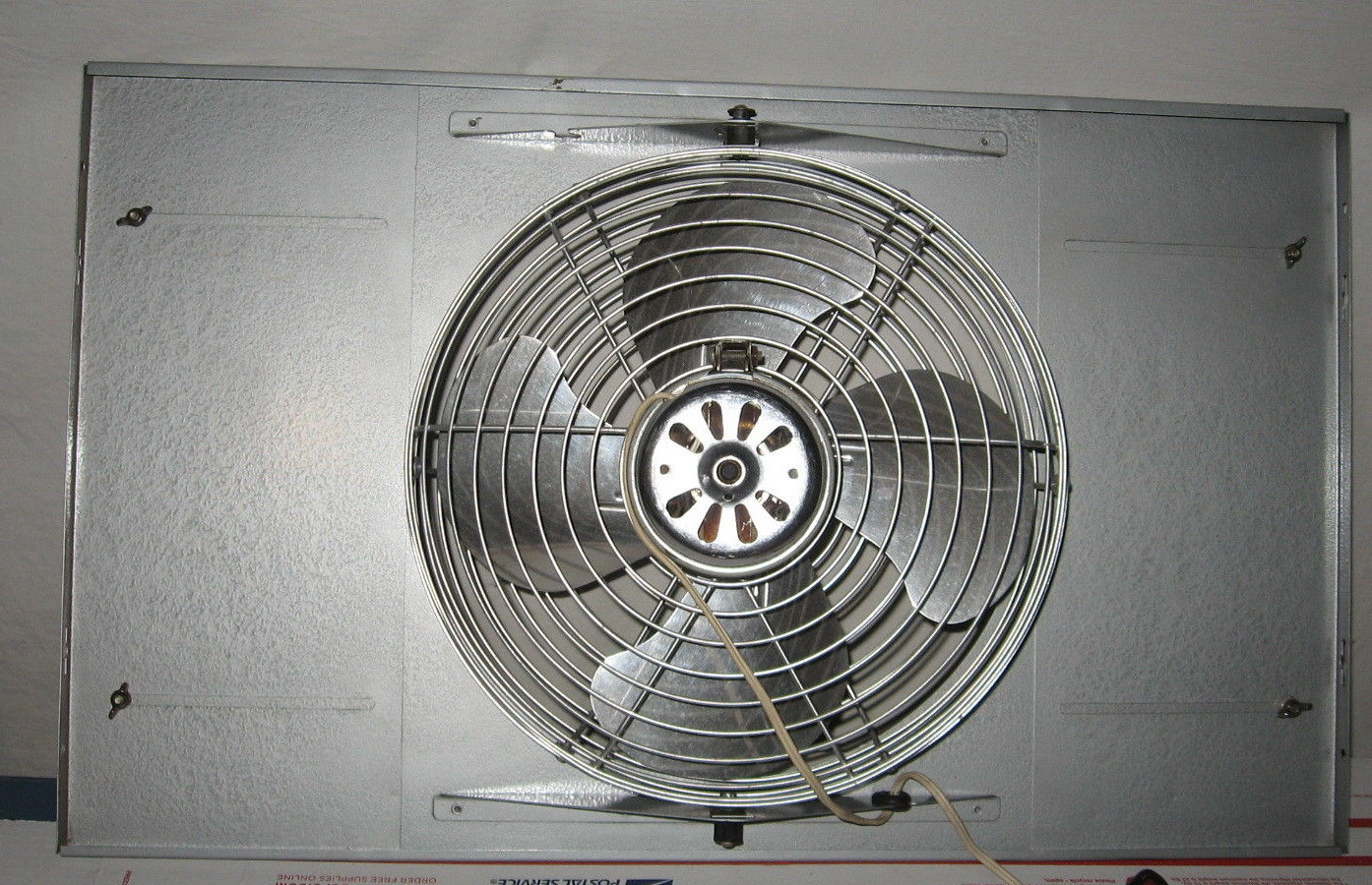 Vintage Art Deco Handy Breeze Window Fan 12