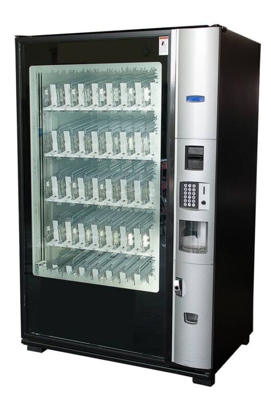 Dixie Narco Bev Max 4 Glass Front Beverage Vending Machine 5800-4 (Refurbished)