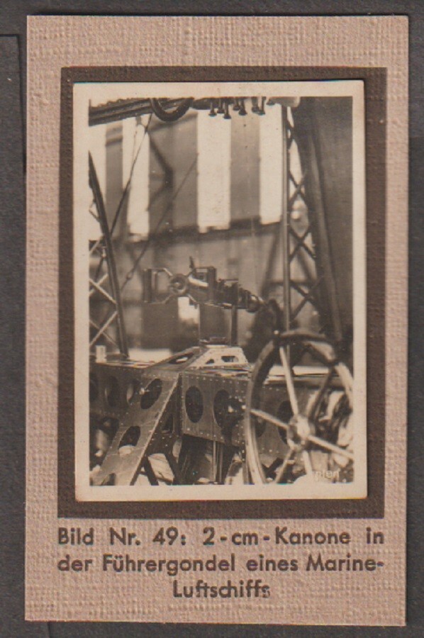 Germany 1932's War Zeppplin Cannon on airship photographic Ciggarette card