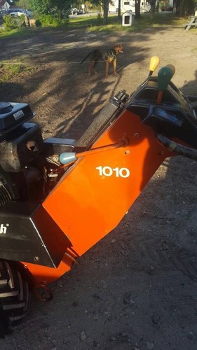 Ditch Witch 1010