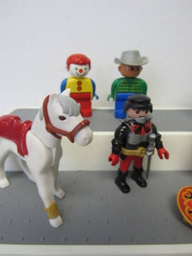 Playskool Lego Minifigures Figures Horses Accessories Weapons Building Blocks