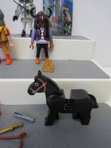 Playskool Lego Minifigures Figures Horses Accessories Weapons Building Blocks