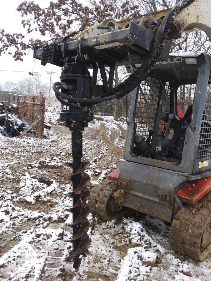 CATERPILLAR A19B Skid Steer Hydraulic Auger Post Hole Digger CAT Bobcat