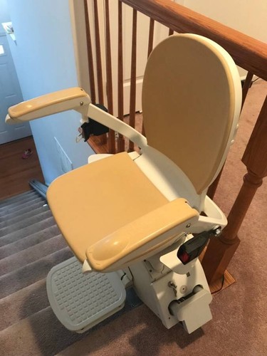 Acorn Superglide 120 stairlift