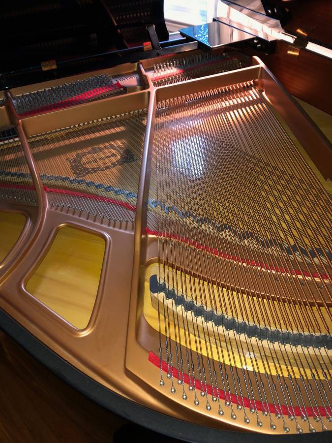 Yamaha Baby Grand 5' - Ebony - Excellent condition