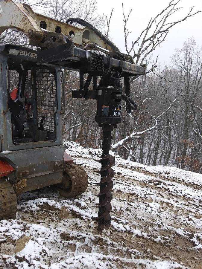 CATERPILLAR A19B Skid Steer Hydraulic Auger Post Hole Digger CAT Bobcat