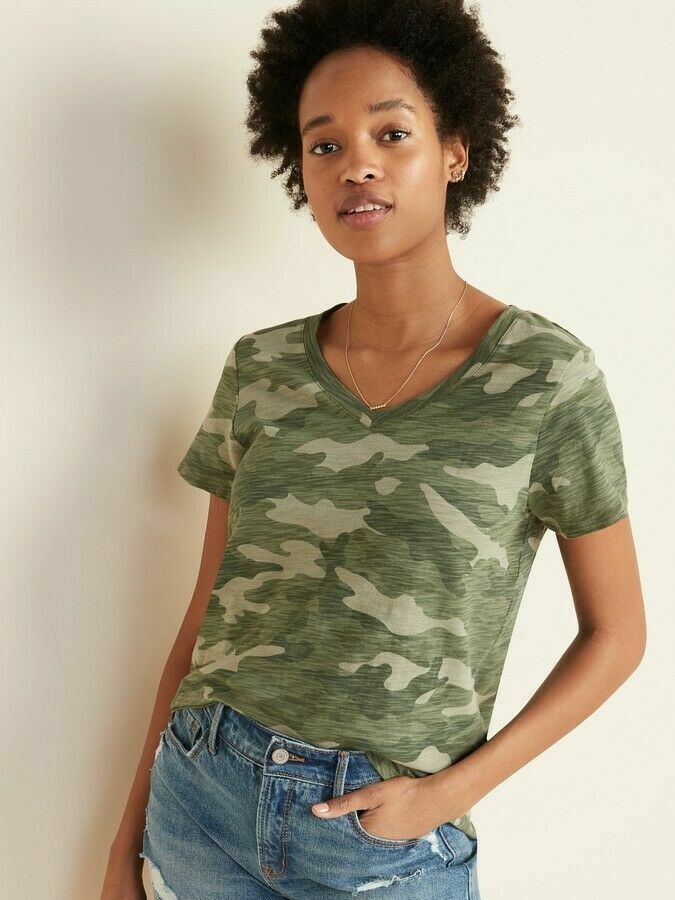 

NWT Old Navy Soft EveryWear Футболка с v-образным вырезом и принтом, зеленая камуфляжная женская футболка SM L XXL, Green camo